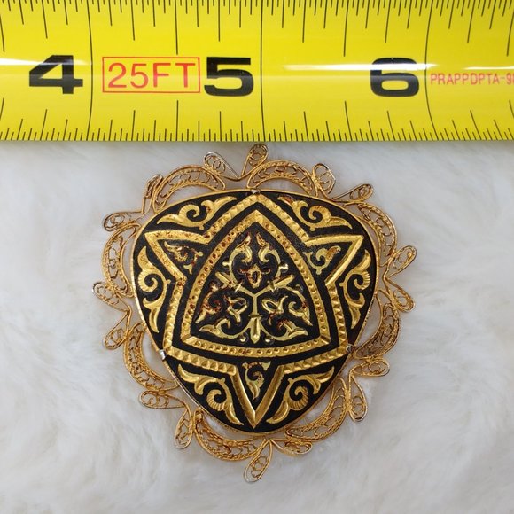 Damascene Triangle Star Medallion Filigree Brooch - Picture 4 of 4